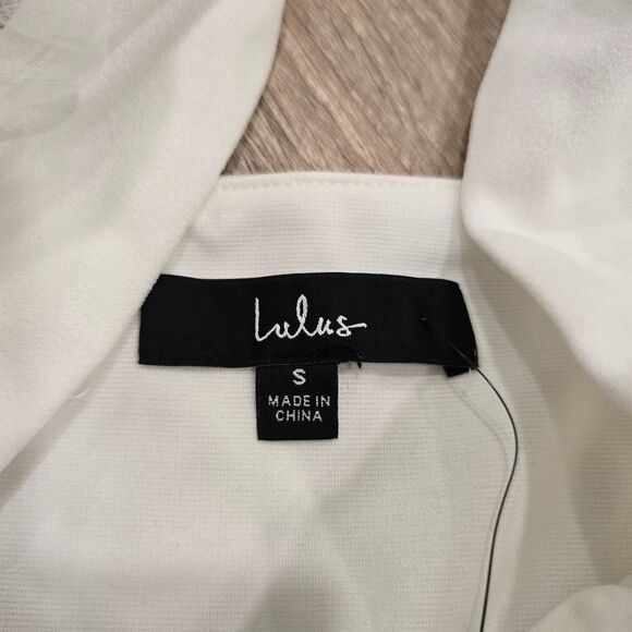 Lulus Deluxe Poise White Pearl Mesh Balloon Sleeve Top Women's Small Cropped NWT - Picture 5 of 8